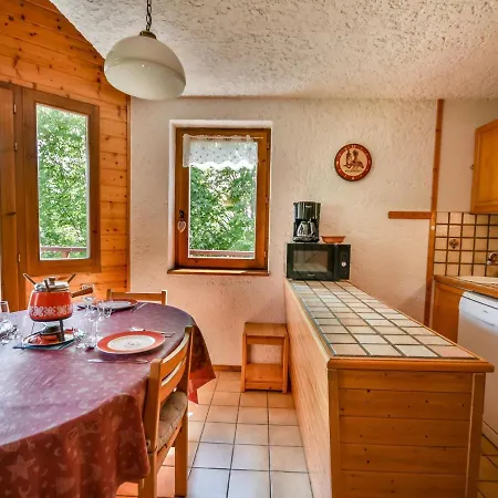 Duplex Ensoleille Pres Telecabine Mont Chery - 2 Chambres, Terrasse, Parking, Proche Commodites - Fr-1-685-15 * Les Gets