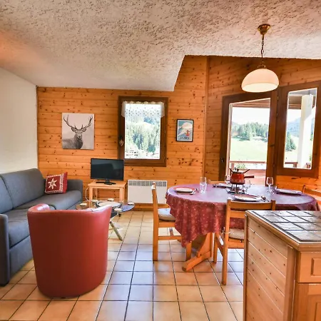 Duplex Ensoleille Pres Telecabine Mont Chery - 2 Chambres, Terrasse, Parking, Proche Commodites - Fr-1-685-15 *